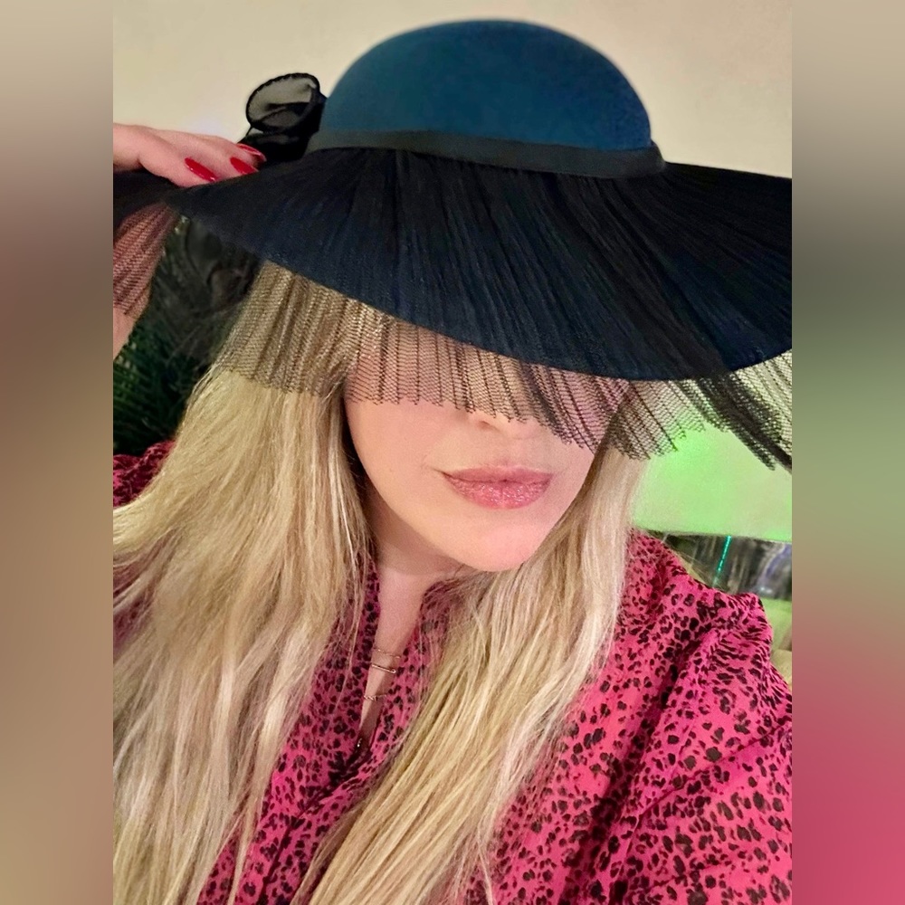 Designer’s  100% Wool Hat Sonni San Francisco